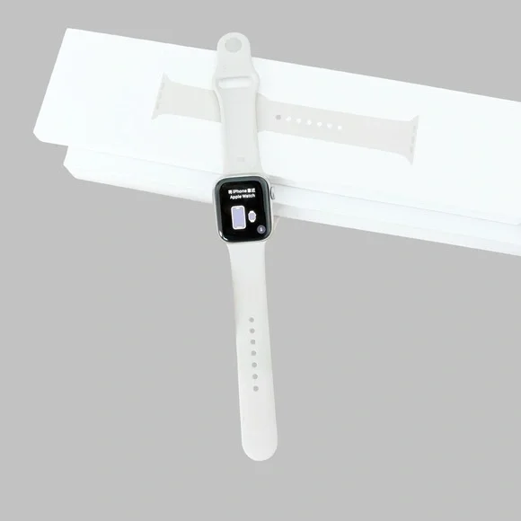 Apple Watch Series 7 41mm Sil Stainless Star - Picture 1 of 10